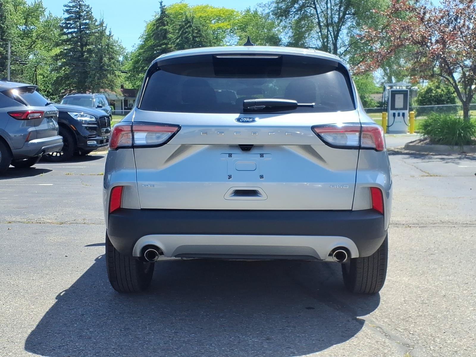 Certified 2022 Ford Escape SE w/ Convenience Package AWD/4WD image 5