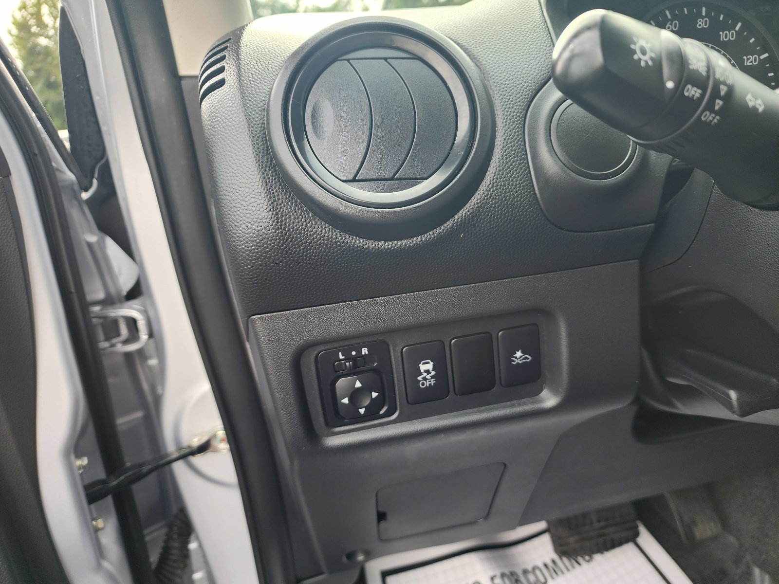 Used 2024 Mitsubishi Mirage ES FWD image 20