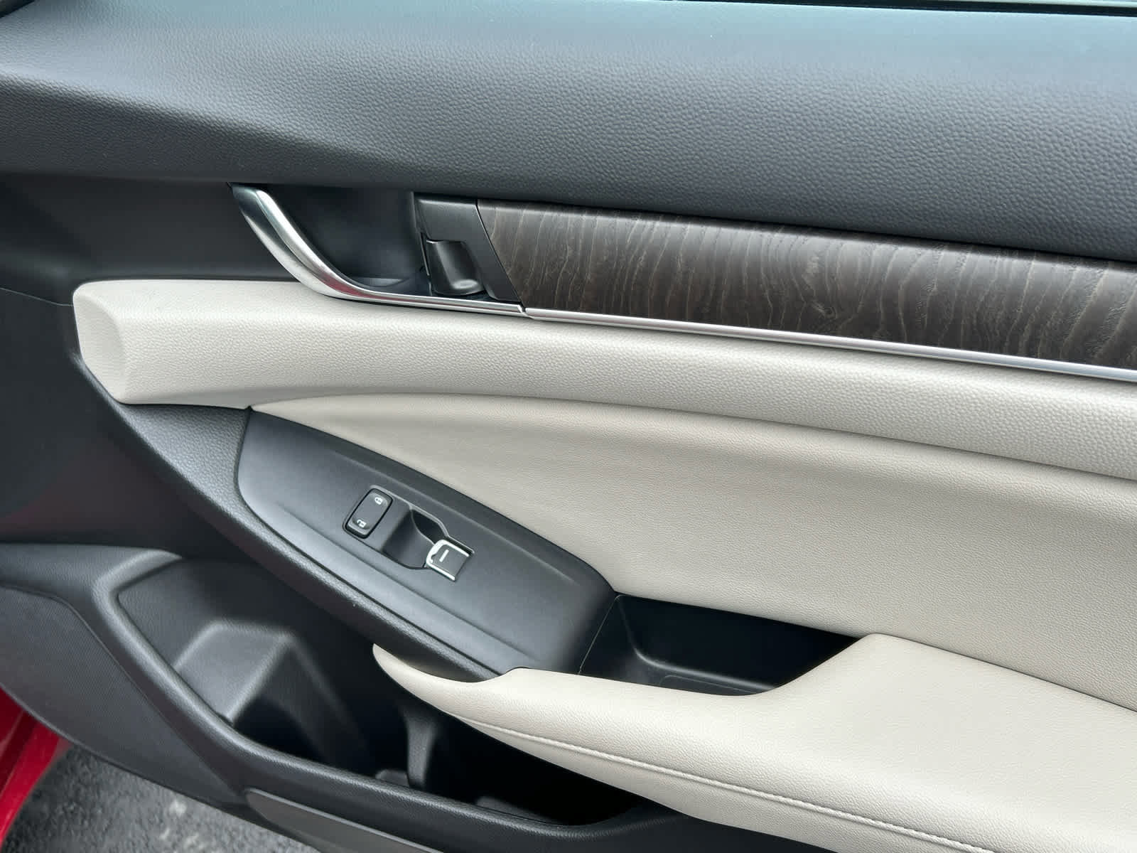 Used 2022 Honda Accord Touring image 19