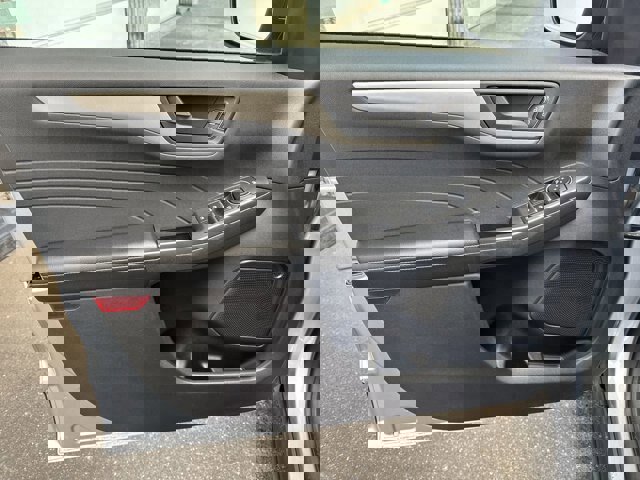 Certified 2022 Ford Escape SE w/ Cold Weather Package image 4