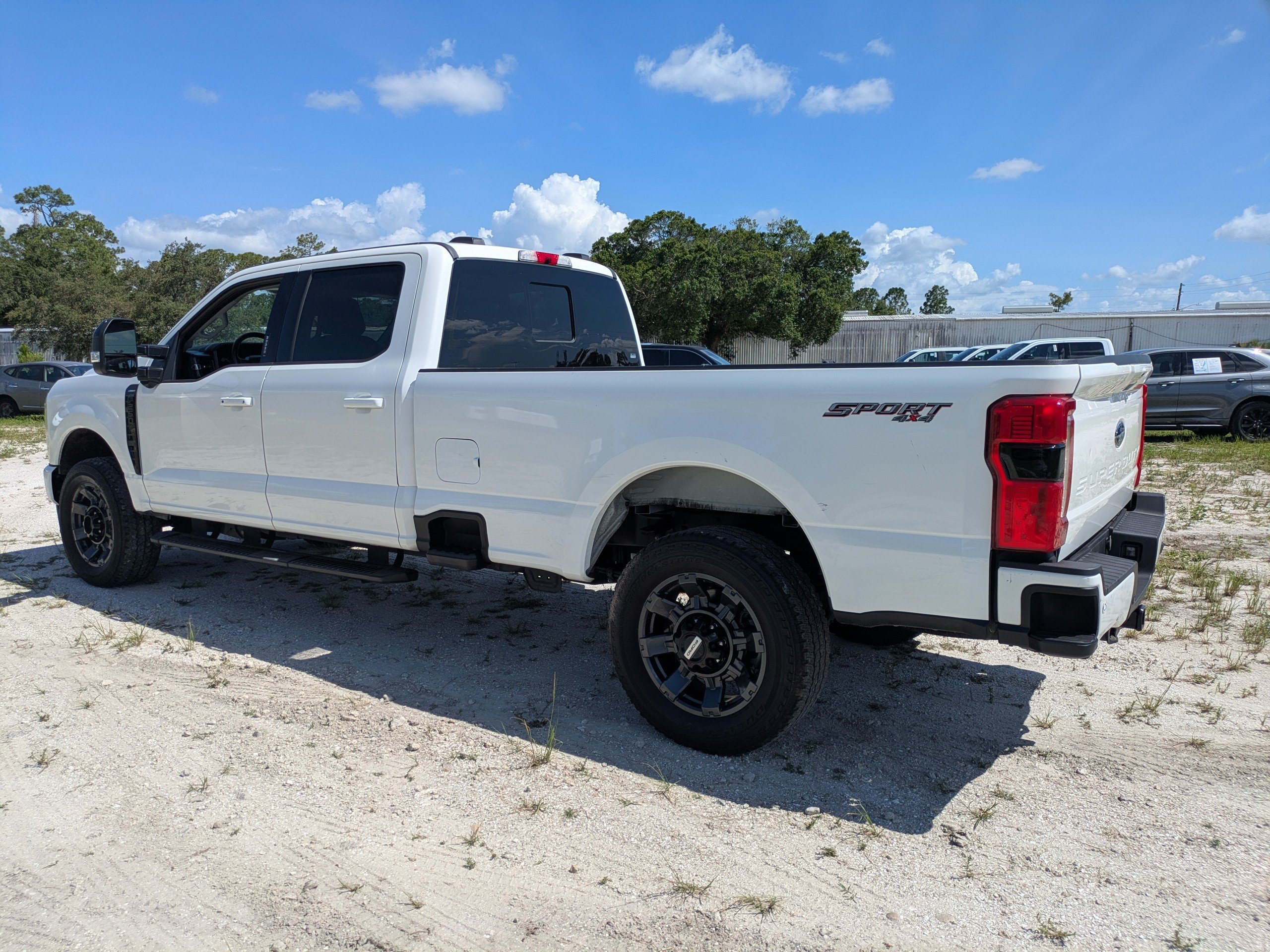 Certified 2024 Ford F250 Lariat w/ Lariat Ultimate Package AWD/4WD image 6