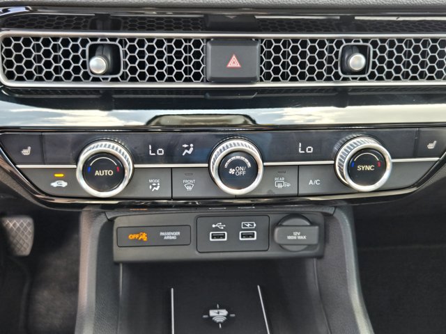 Used 2022 Honda Civic Touring image 17