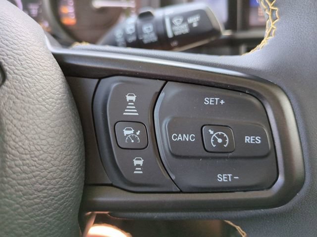 Used 2024 Jeep Wrangler Unlimited w/ LED Headlamp & Fog Lamp Group AWD/4WD image 24