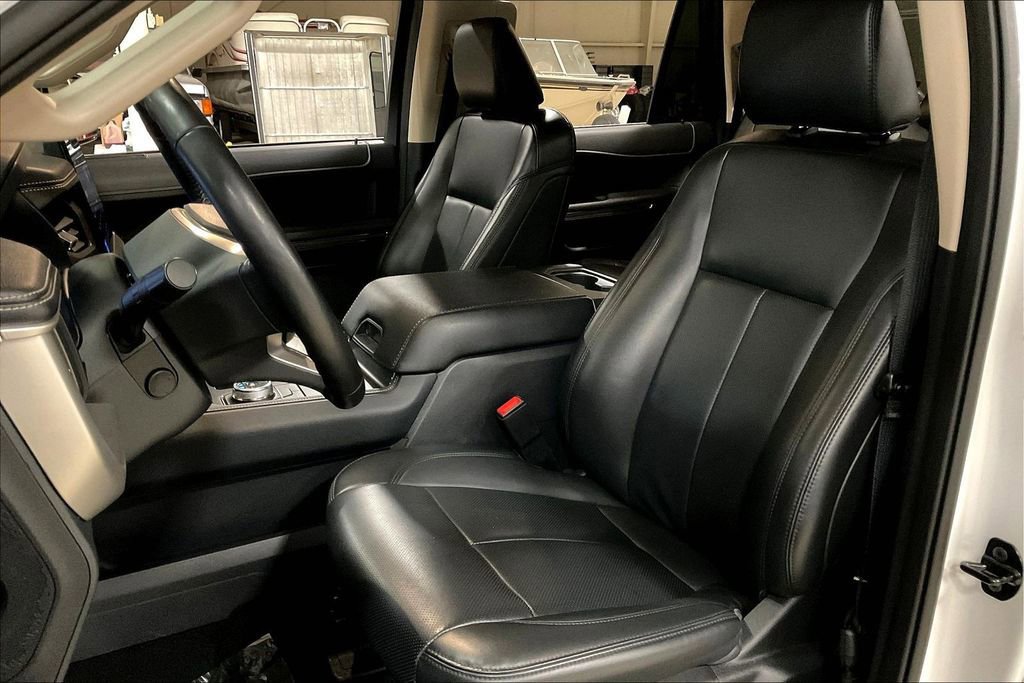 Certified 2024 Ford Expedition Max XLT image 23