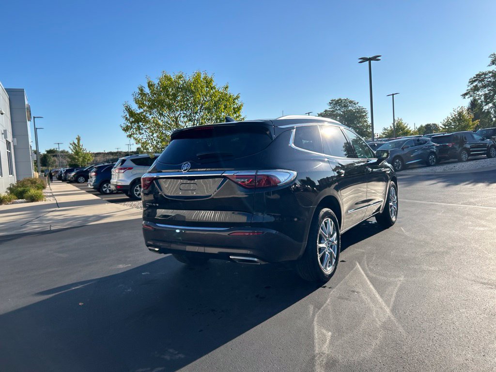 Used 2023 Buick Enclave Premium w/ Experience Buick Package AWD/4WD image 6