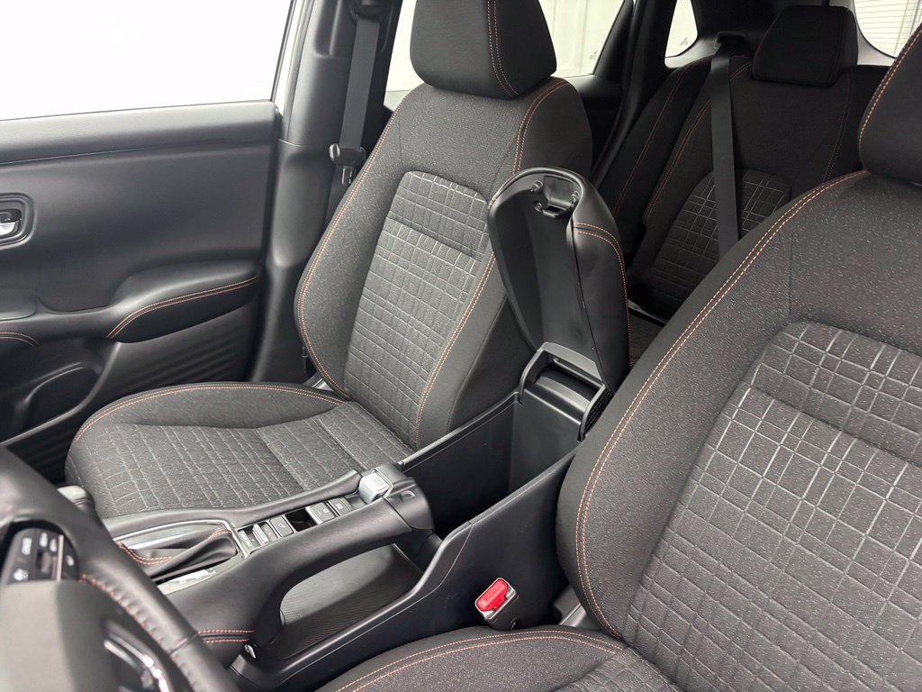 Used 2023 Honda HR-V Sport image 24