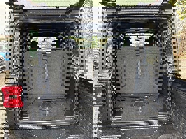 Used 2020 Jeep Wrangler Rubicon image 12