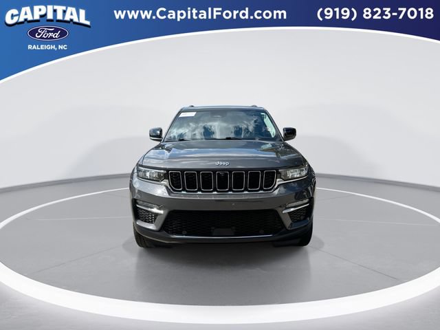 Used 2024 Jeep Grand Cherokee Limited w/ Luxury Tech Group II AWD/4WD image 3