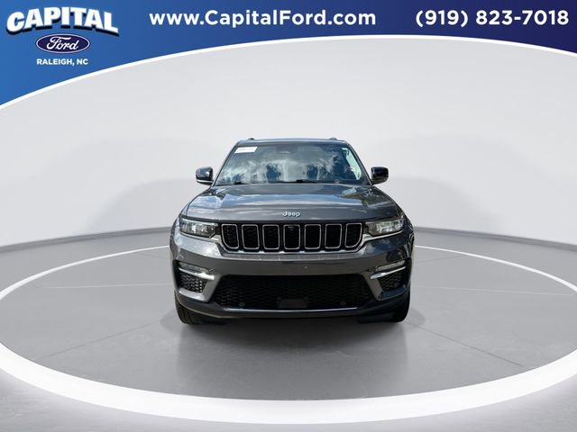 Used 2024 Jeep Grand Cherokee Limited w/ Luxury Tech Group II AWD/4WD image 3