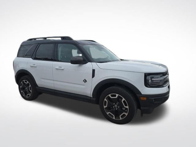 Certified 2023 Ford Bronco Sport Outer Banks w/ Tech Package AWD/4WD image 1