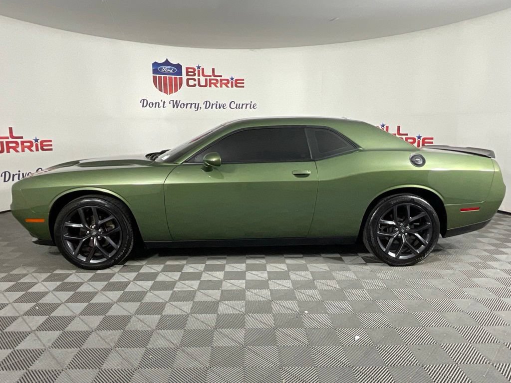 Used 2022 Dodge Challenger SXT w/ Blacktop Package RWD image 6