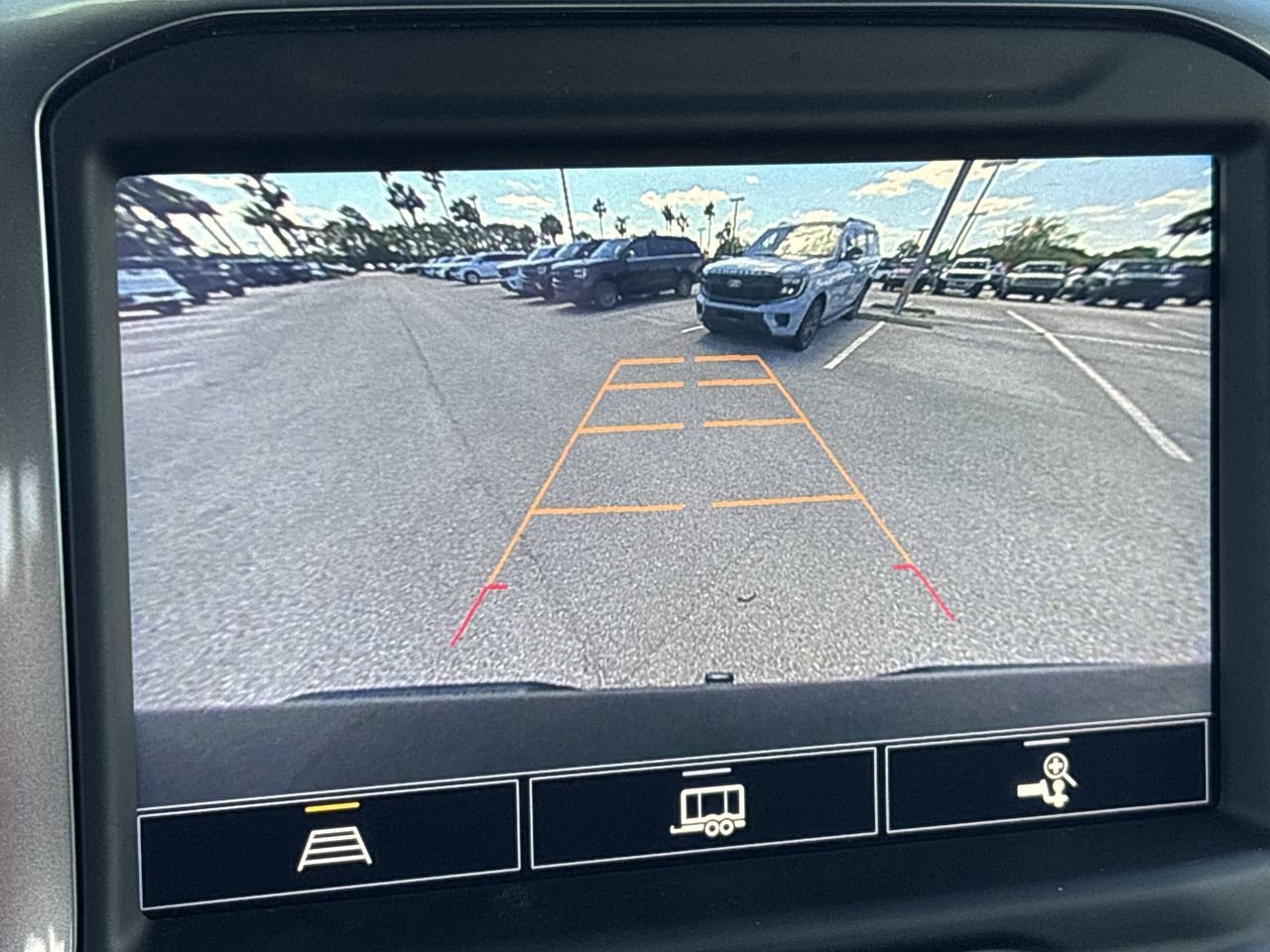 Used 2021 Chevrolet Silverado 1500 LT Trail Boss w/ Convenience Package II image 19