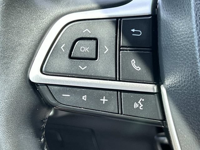 Used 2023 Toyota Highlander XSE FWD image 39