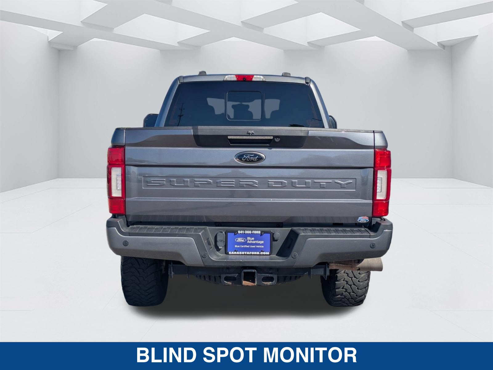 Certified 2022 Ford F250 Lariat w/ Tremor Off-Road Package AWD/4WD image 6