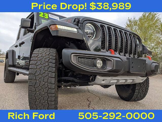 Used 2023 Jeep Gladiator Mojave w/ LED Lighting Group AWD/4WD image 23