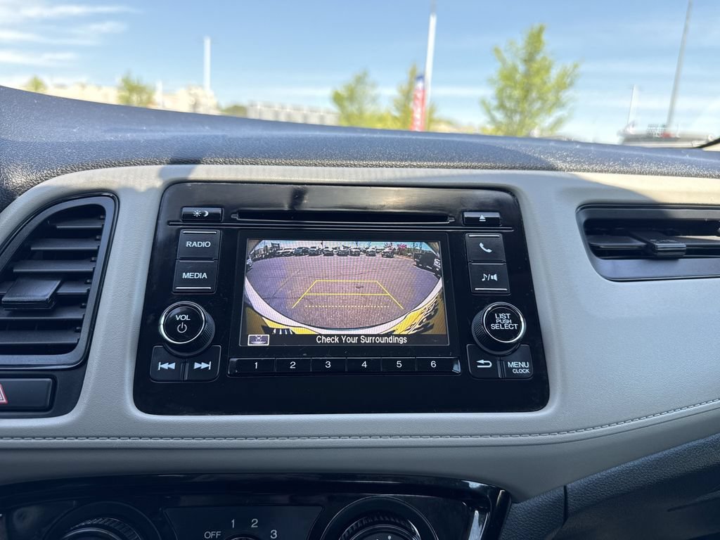 Used 2022 Honda HR-V LX image 21