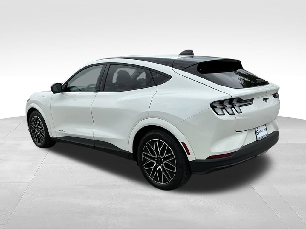 Certified 2025 Ford Mustang Mach-E Premium RWD image 5