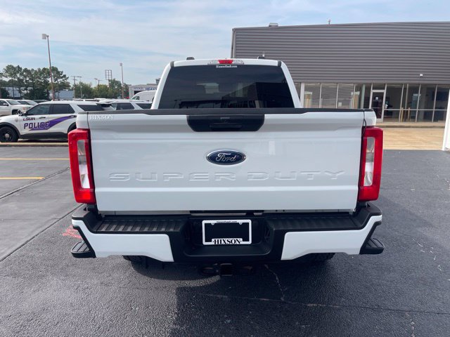 Certified 2024 Ford F250 XLT w/ FX4 Off-Road Package AWD/4WD image 6