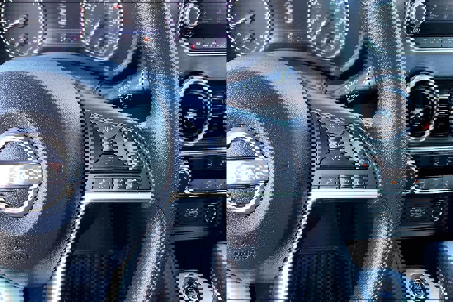 Used 2024 Nissan Sentra SV image 21