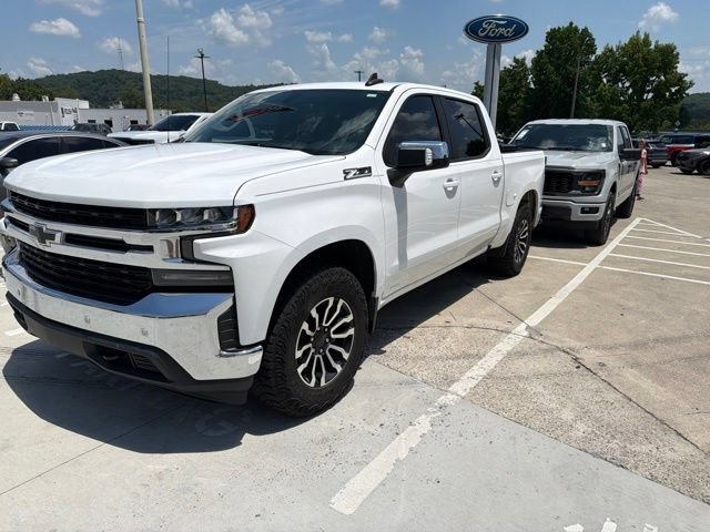 Used 2020 Chevrolet Silverado 1500 LT w/ All-Star Edition AWD/4WD image 2