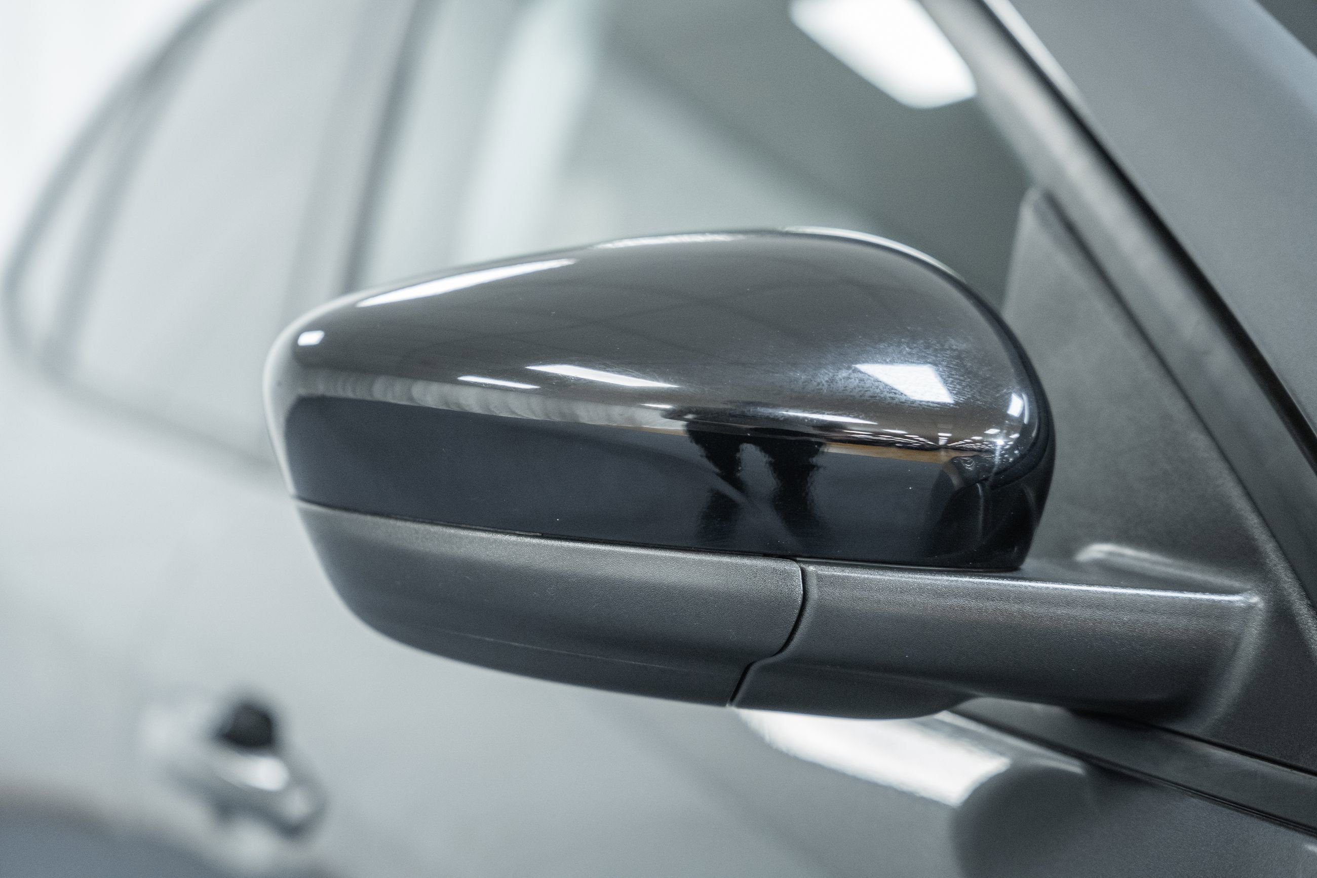 Certified 2021 Ford Escape SE w/ SE Sport Appearance Package image 11