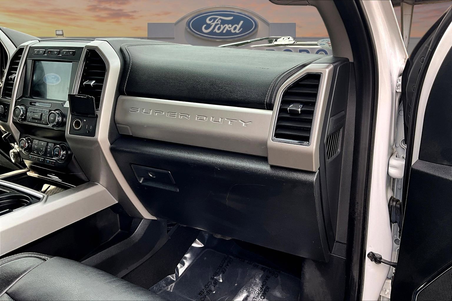 Certified 2021 Ford F250 Lariat AWD/4WD image 17