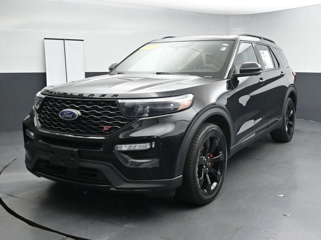 Certified 2023 Ford Explorer ST w/ Equipment Group 401A AWD/4WD image 4