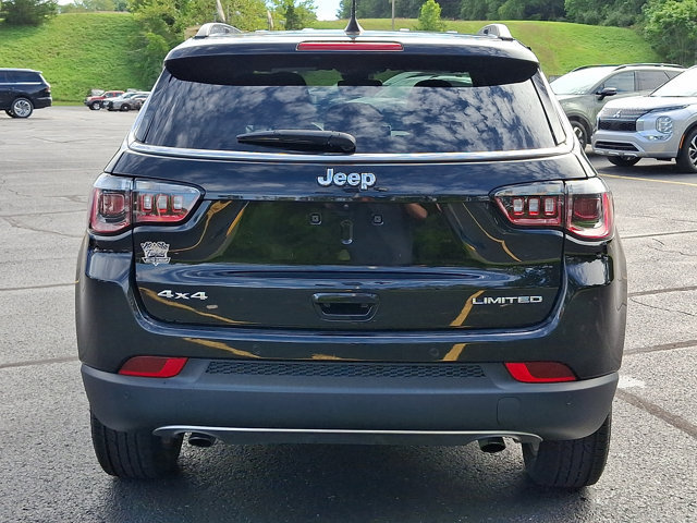 Used 2023 Jeep Compass Limited AWD/4WD image 5
