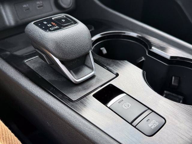 Used 2023 Nissan Rogue SV AWD/4WD image 7