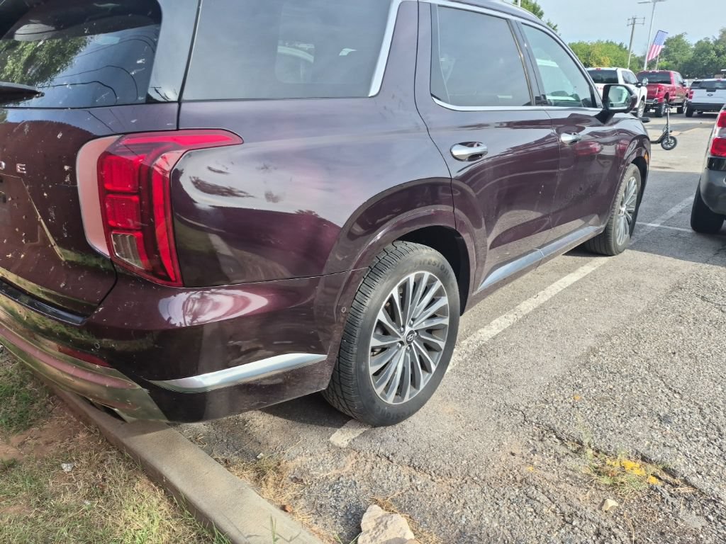 Used 2024 Hyundai Palisade Calligraphy FWD image 11