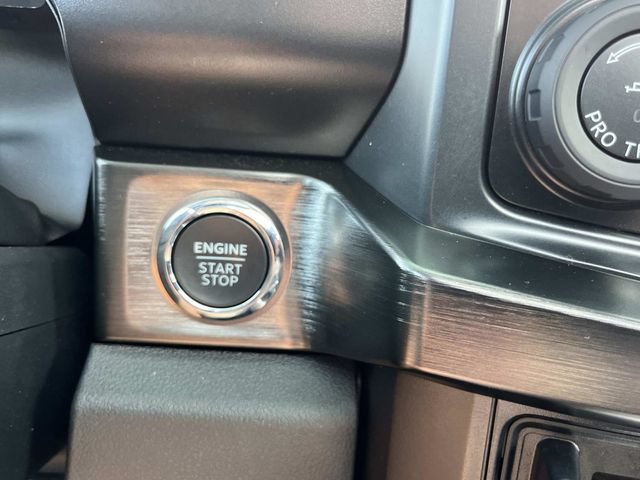 Certified 2024 Ford F250 Lariat w/ Lariat Ultimate Package AWD/4WD image 43