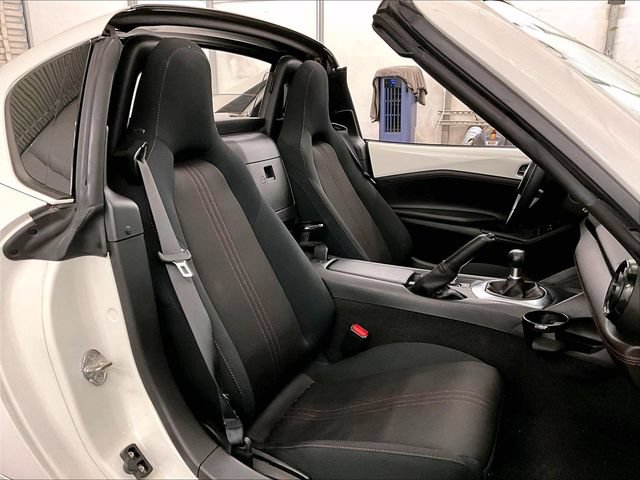 Used 2019 MAZDA MX-5 Miata RF Club RWD image 7