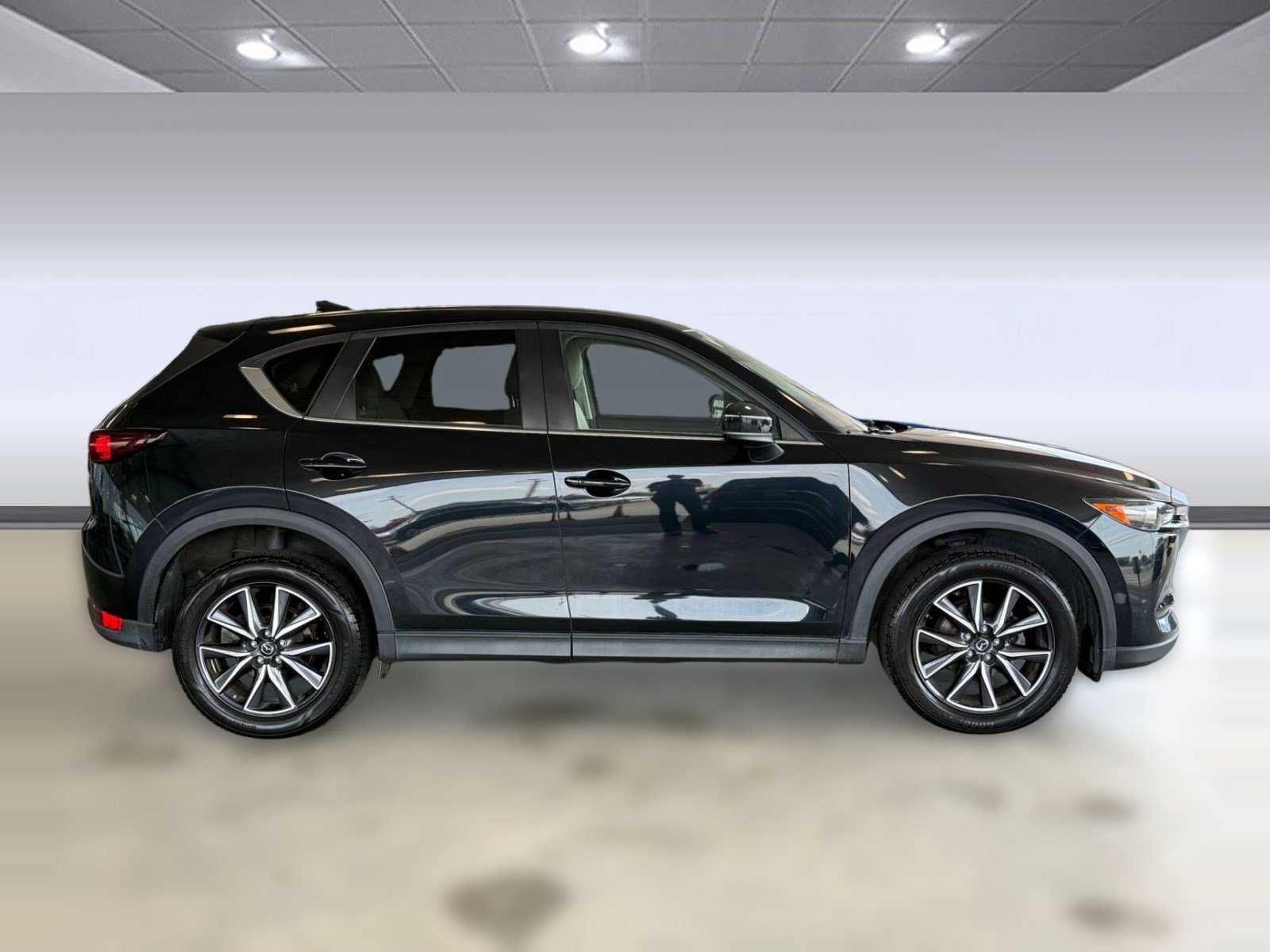 Used 2018 MAZDA CX-5 Touring FWD image 8