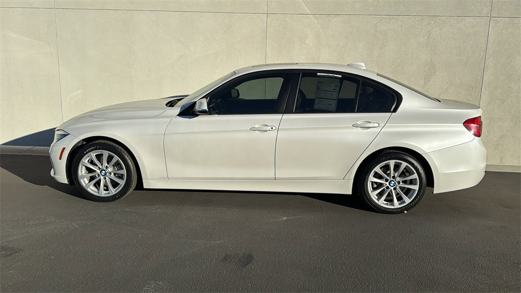 Used 2017 BMW 320i Sedan image 5