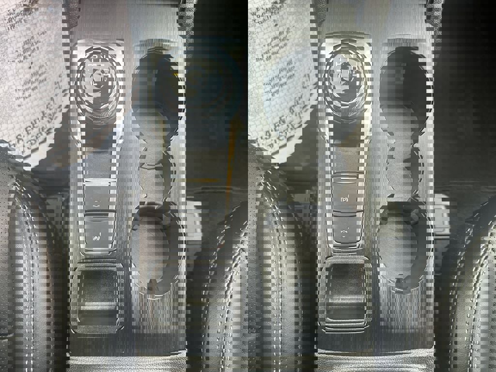 Certified 2024 Ford Escape Platinum image 18