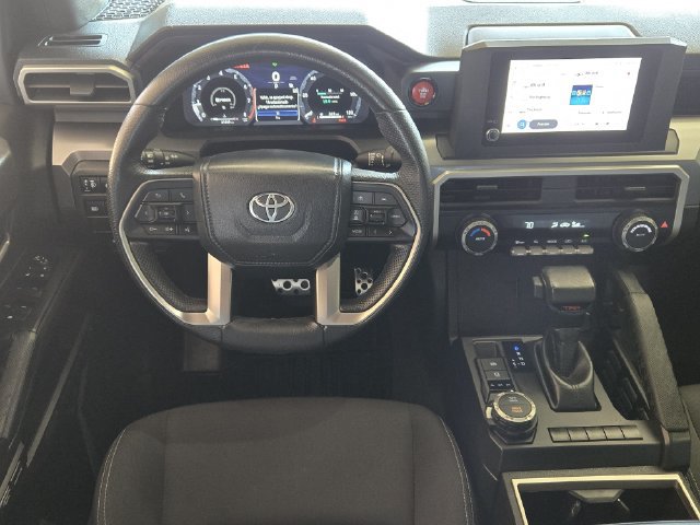 Used 2024 Toyota Tacoma TRD Sport AWD/4WD image 28