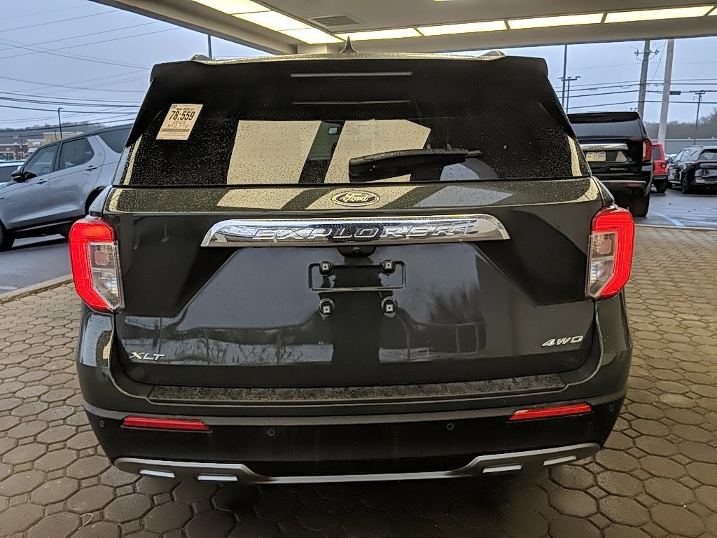 Certified 2023 Ford Explorer XLT w/ Equipment Group 202A image 4
