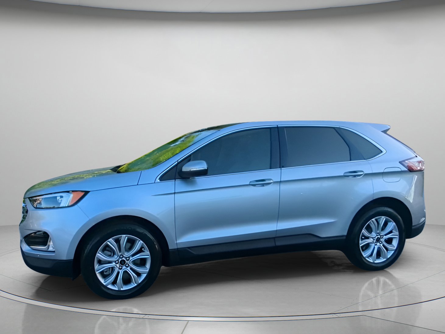 Certified 2023 Ford Edge Titanium image 7