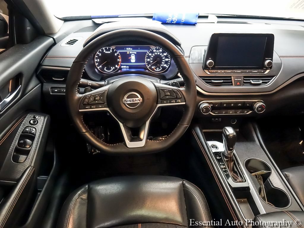 Used 2022 Nissan Altima 2.5 SR w/ Midnight Edition Package FWD image 15