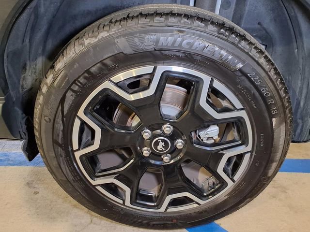 Certified 2025 Ford Bronco Sport Outer Banks w/ Outer Banks Tech Package+ AWD/4WD image 23