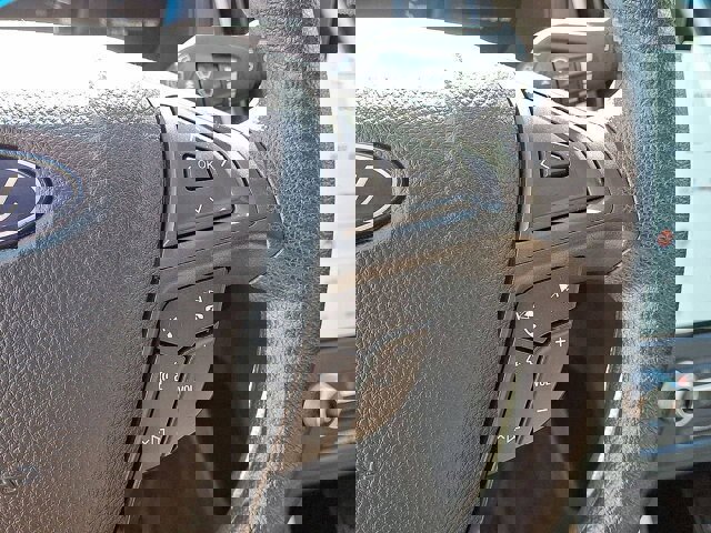 Certified 2022 Ford Edge SE w/ Black Appearance Package image 23