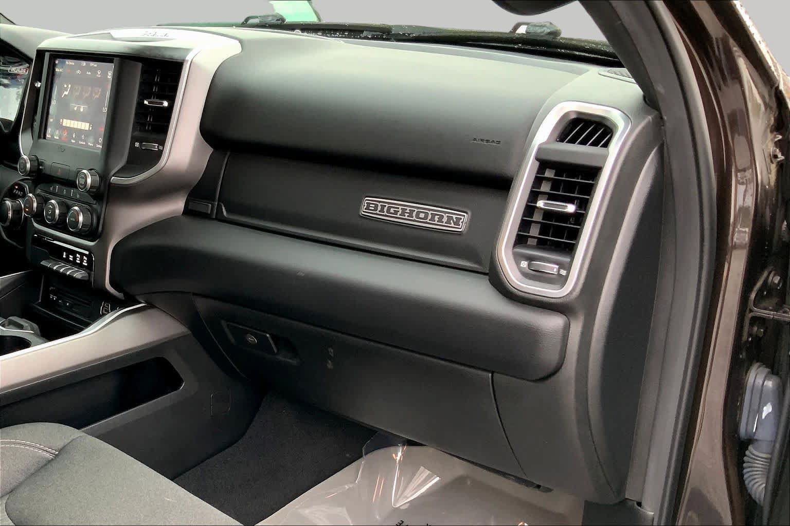 Used 2019 RAM 1500 Big Horn AWD/4WD image 17
