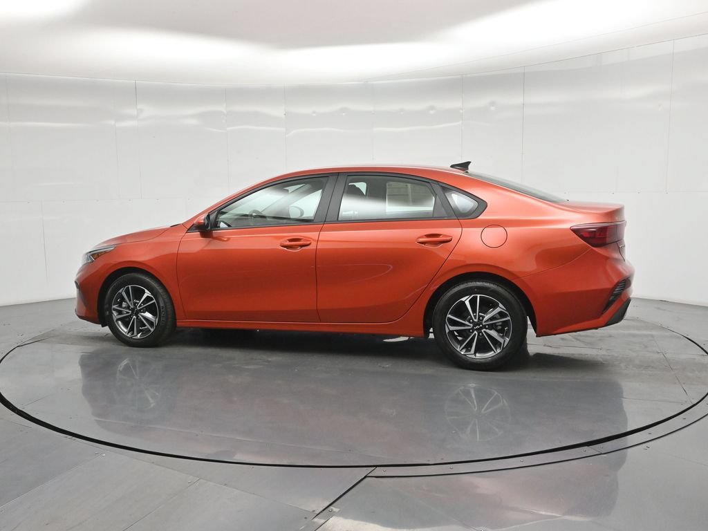 Used 2023 Kia Forte LXS FWD image 6