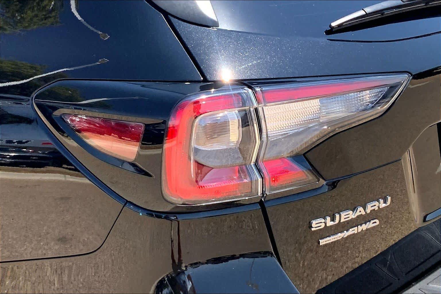 Used 2023 Subaru Outback Limited AWD/4WD image 29