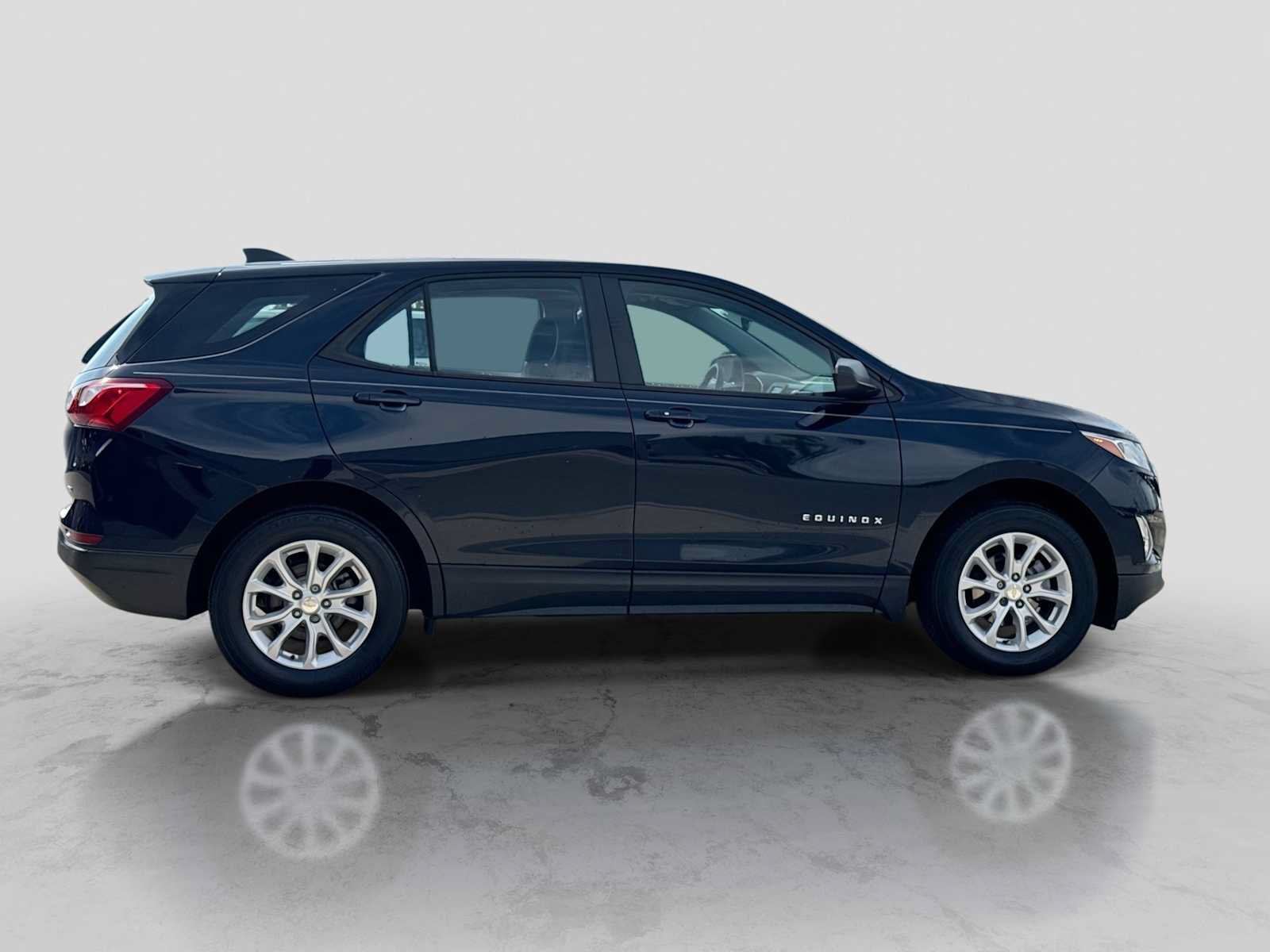 Used 2020 Chevrolet Equinox LS AWD/4WD image 7