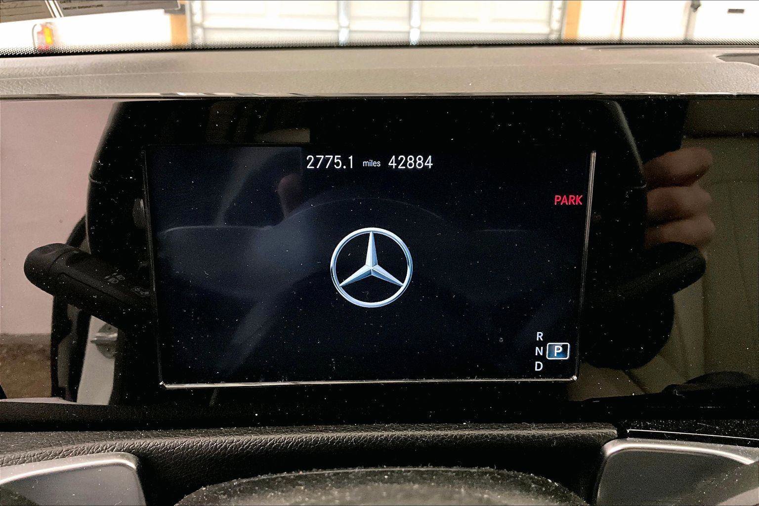 Used 2021 Mercedes-Benz GLB 250 4MATIC image 19