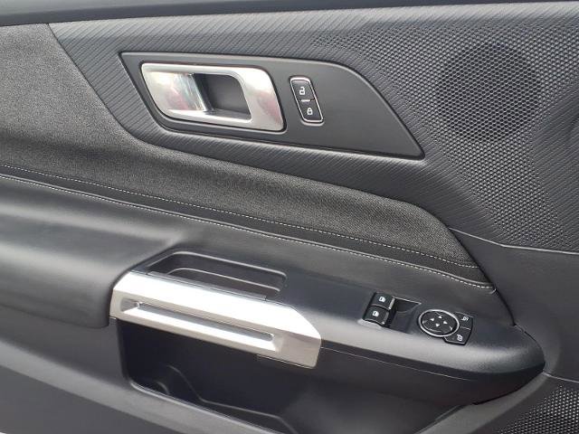 Certified 2025 Ford Mustang Coupe RWD image 19