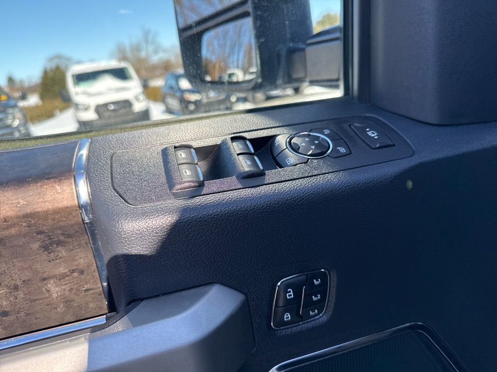 Certified 2022 Ford F250 Lariat w/ Lariat Value Package image 12