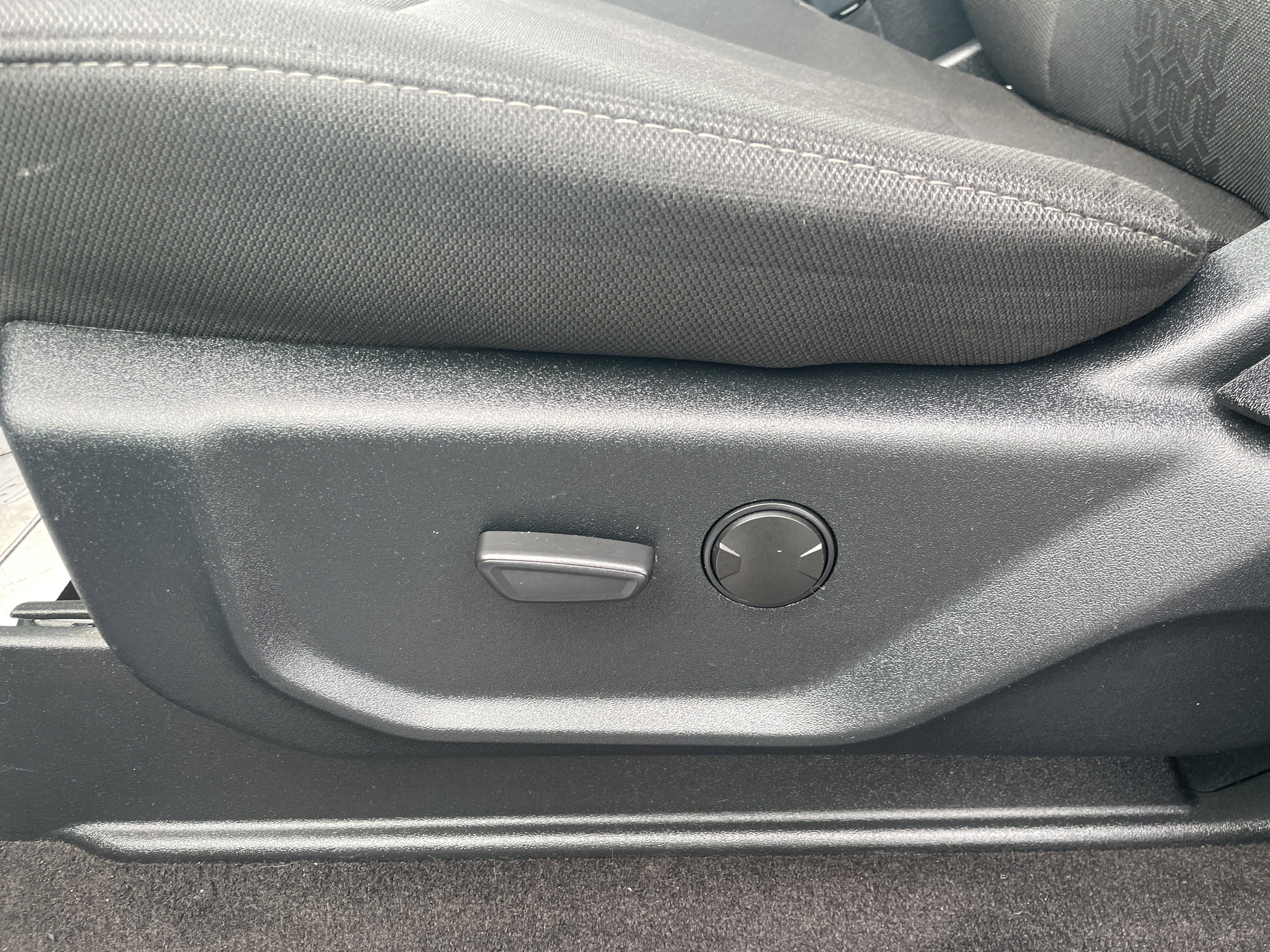 Certified 2020 Ford F150 XLT w/ Equipment Group 301A Mid image 20