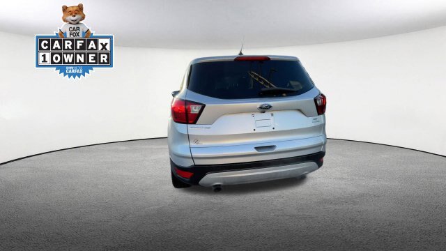 Certified 2019 Ford Escape SE FWD image 4